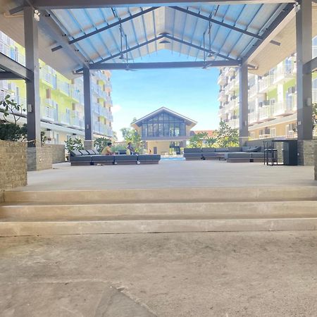 Seaview Amani Grand Resort Residences 3-5Mins From Airport 麦克坦 外观 照片
